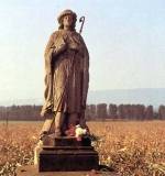 Smeg hatrban ll szobor magyar psztorltzetben (Veszprm m., 19. sz.)